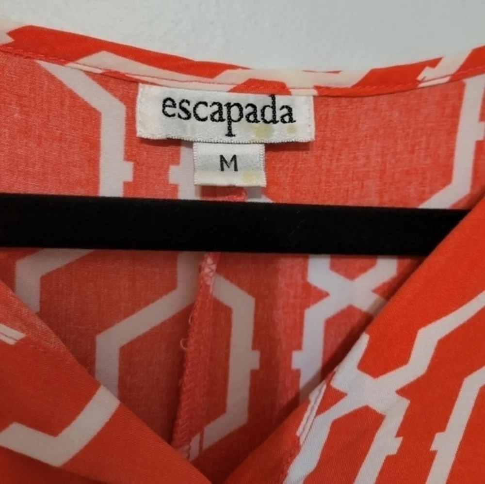 Escapada Orange & White Geometric Print Shirt Blouse Women's Size Medium Coastal